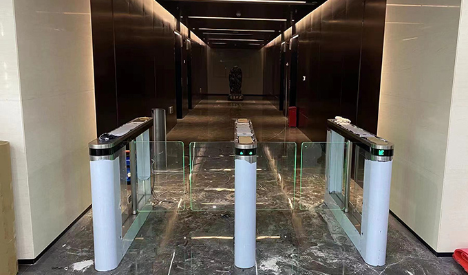 Tourniquet de porte de barrière d'oscillation de LD-B504 installé dans le centre de technologie de Chipsea
